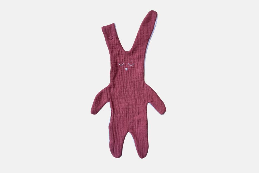 Custom comforter pacifier clip