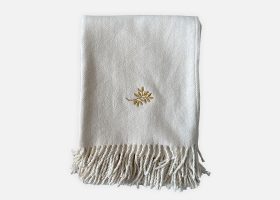 Personalized herringbone blanket