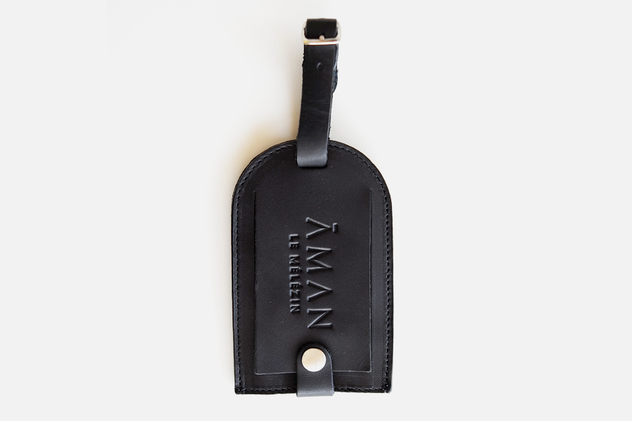 Custom luxury leather luggage tag - Hotel Gift Selection