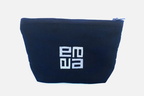 trousse de maquillage brodée;custom embroidered makeup bags