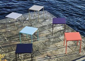 Table en métal 5028