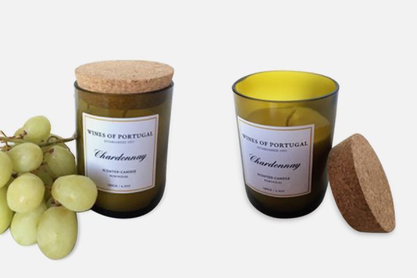 wine scented candles in private label, Bougies aux arômes de vin personnalisées