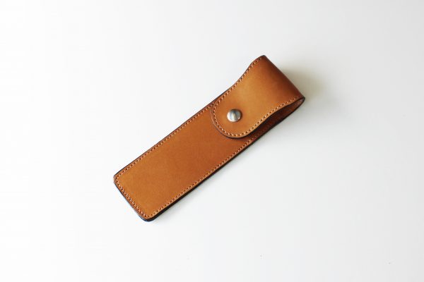 Custom leather pen holder;Etui à stylo en cuir personnalisé