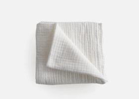 Custom organic cotton muslin square;Lange en gaze de coton personnalisé