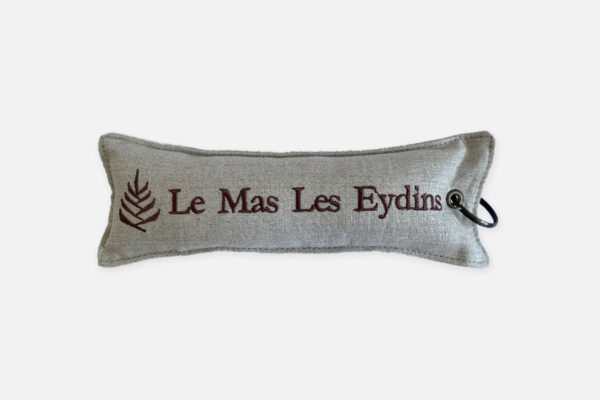 Porte-clés en lin brodé ;Embroidered linen key rings