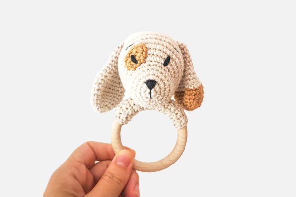 Hochet en crochet personnalisé;Custom crochet rattle
