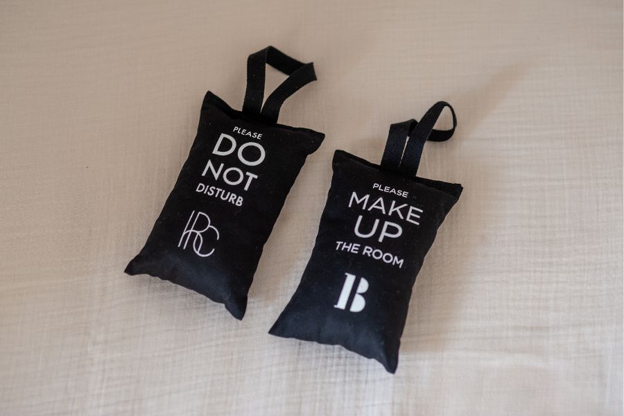 Accroche-porte d’hôtel en coton personnalisé