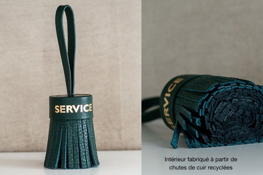 Accroche-portes pompon en cuir