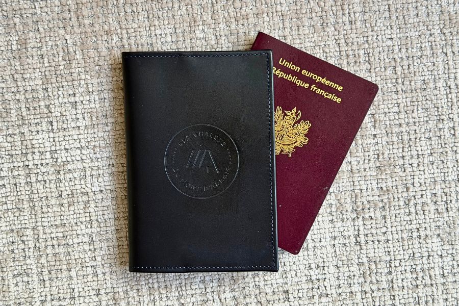 Étui à passeport en cuir personnalisé