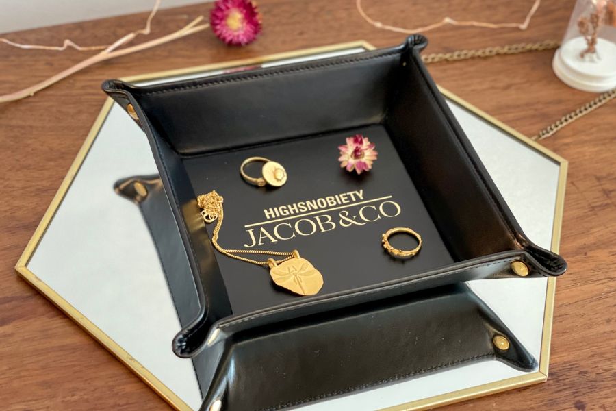 Personalized hotel leather tray