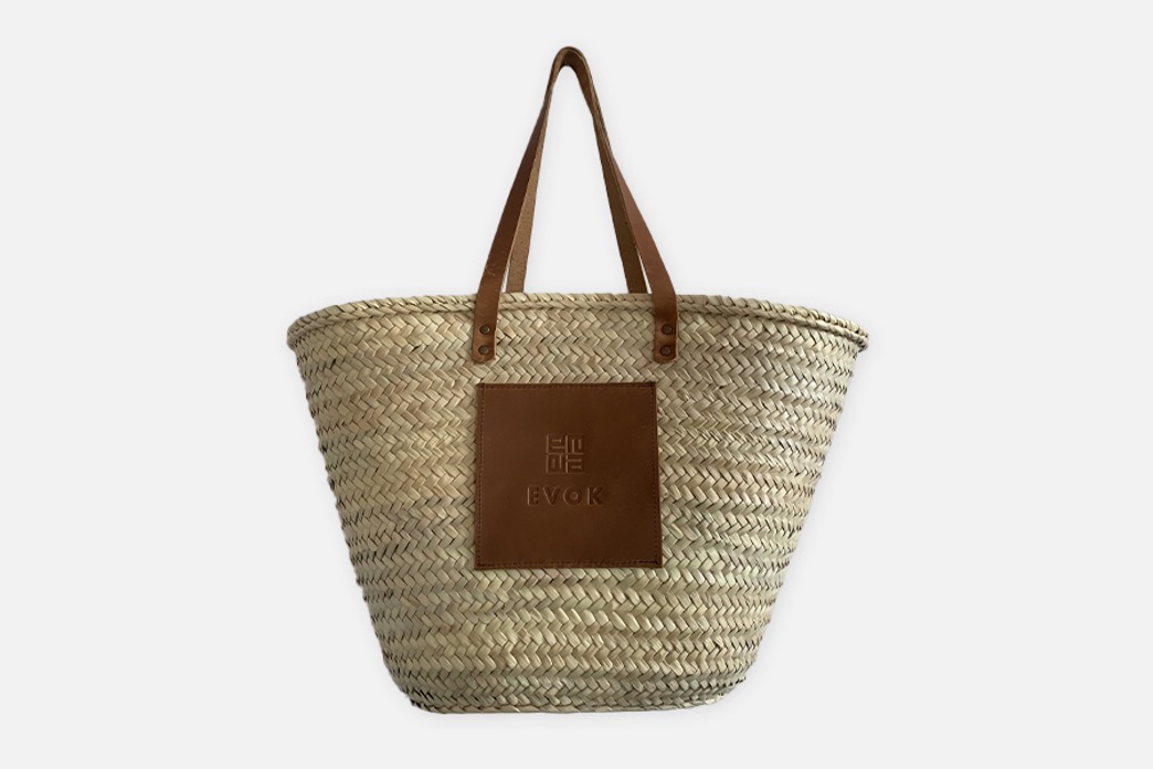 Panier personnalisé avec carré cuir ; Personalized leather patch beach baskets