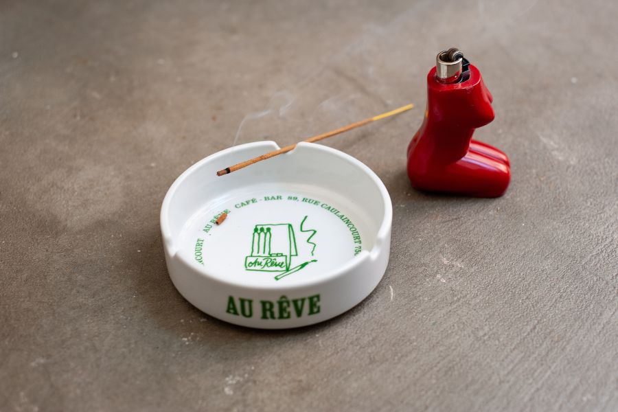 Printed round porcelain ashtray