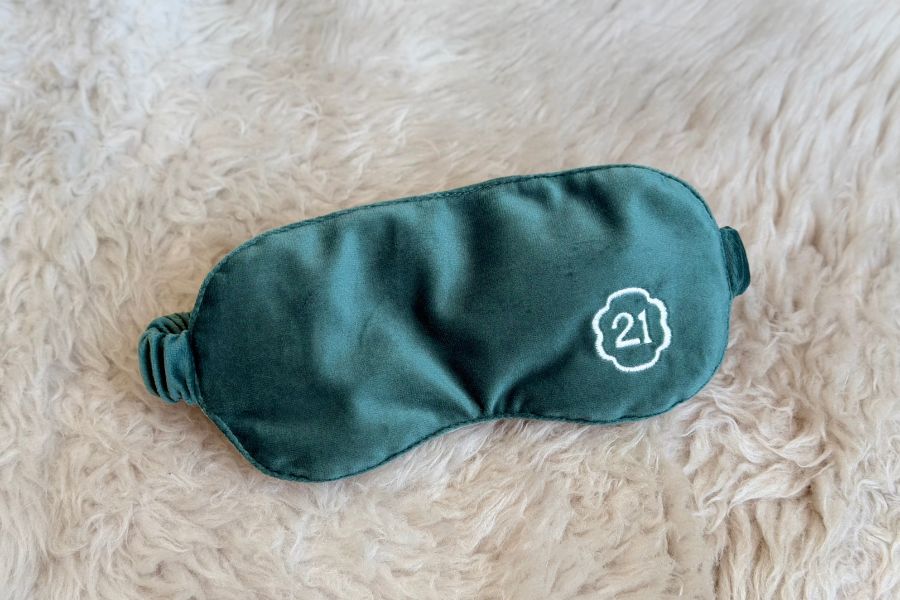 Masque de nuit en velours personnalisable