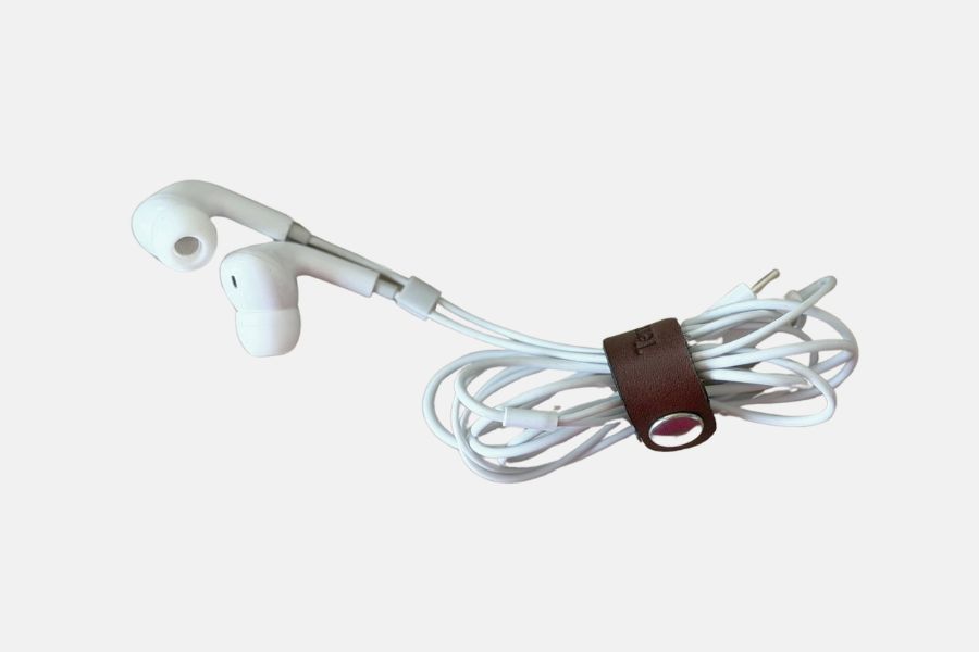Attache-câble en cuir personnalisable